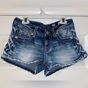 MISS ME Signature Short Shorts